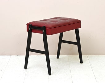 MidCentury Vintage Pouf in Faux Leather with Sewing Compartment, Scandinavian Craftsmanship, Wooden Legs - 60s Sewing Box