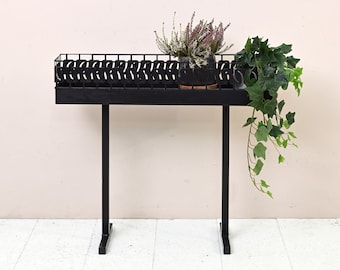 Vintage Scandinavian Design Mid-Century Black Metal Plant Stand - Flowerpot Holder