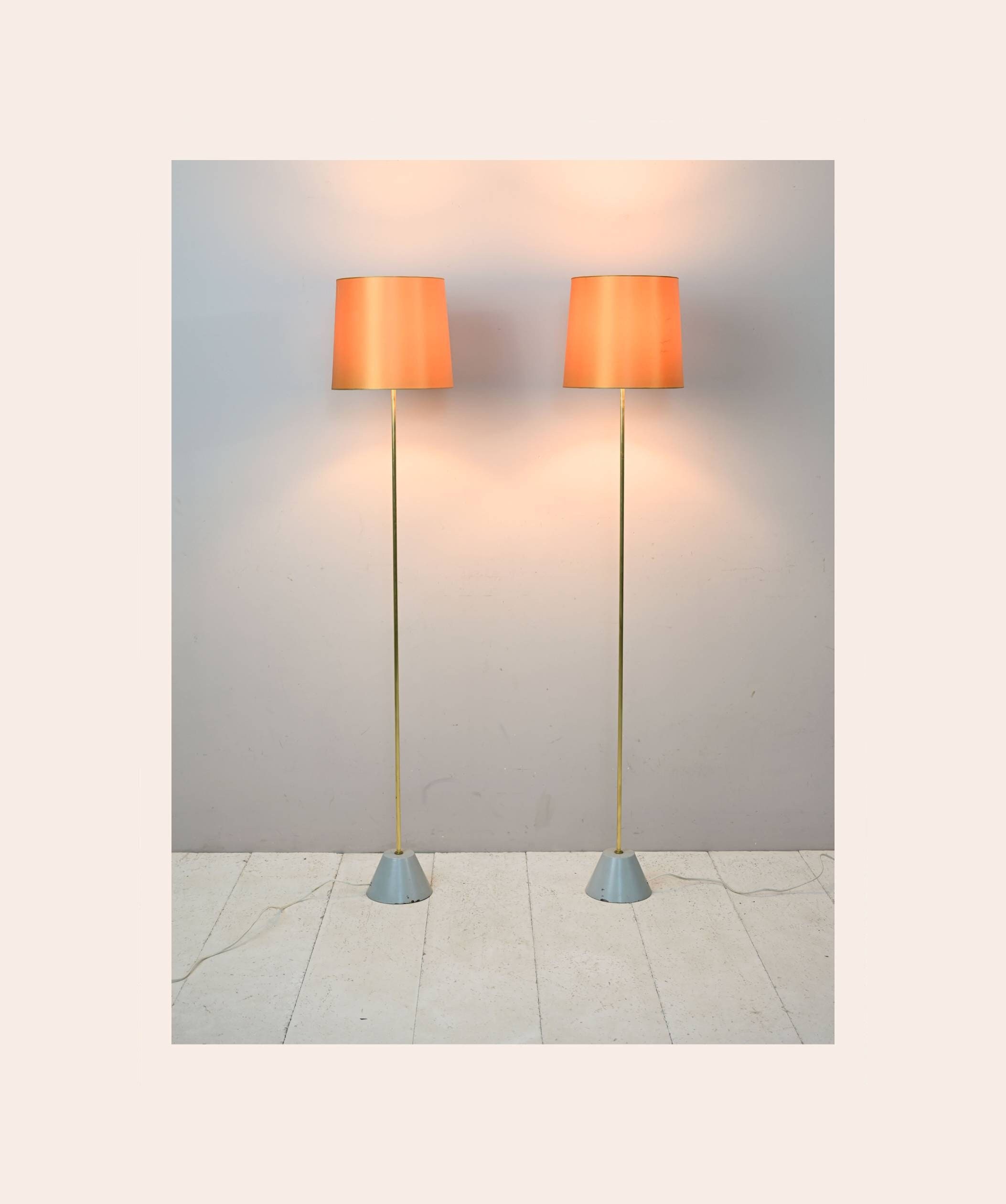 Orange arc lamp deals