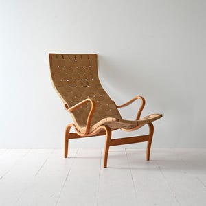 Vintage &#39;Pernilla&#39; Chair & Ottoman by Bruno Mathsson, 1960s Scandinavian Design, Curved Wood and Woven Seat