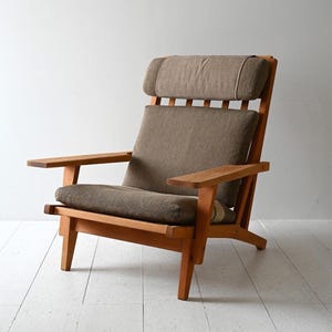 Hans Wegner GE 375 Armchair with Ottoman for Getama – 1950s Danish Oak Lounge Chair