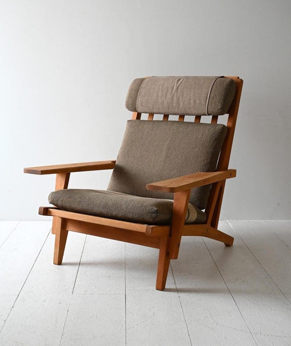 Hans Wegner GE 375 Armchair With Ottoman for Getama – 1950s Danish