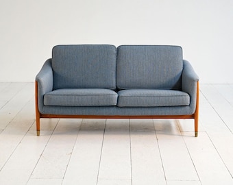 Folke Ohlsson “Scania” Sofa for Ljungs Industrier, 1950s Swedish Two Seater, Beech Wood Frame, Mid Century Modern