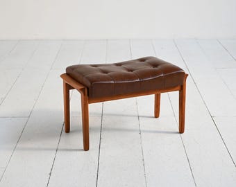 Bröderna Andersson Stool 1960s Sweden, Beech Wood & Tufted Leather Seat, Scandinavian Mid Century Modern Stool