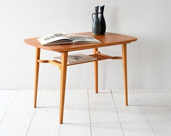 Vintage skandinaviskt soffbord i ask och bok med ribbor i hyllplan, 1960-talet