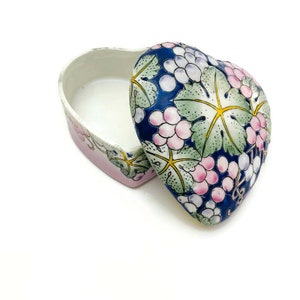 Heart Shaped Jewelry Box / Floral Jewelry Box / Trinket Box / Heart Box / Ring Storage