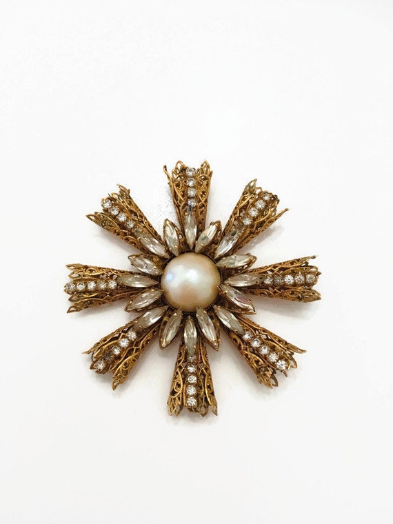 Jewelry/ Brooch / Costume Jewelry \ William Delill