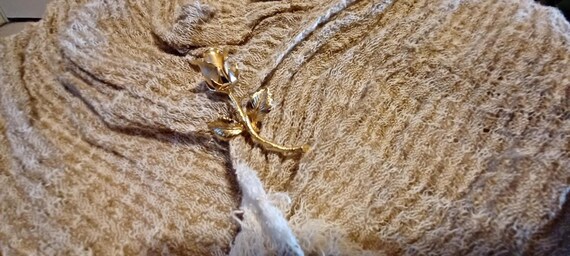 Legend of the christmas rose pin