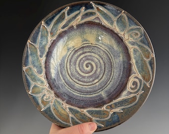 Wheel thrown bowl. Great for soup/salad or serving a side. Microwave/Oven/Dishwasher safe. (Binns Rutile Glaze)
