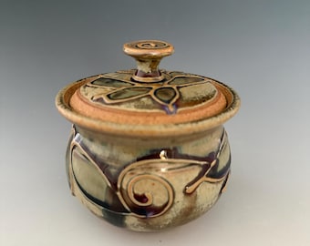 Handmade sugar jar. Microwave/Oven/Dishwasher safe.