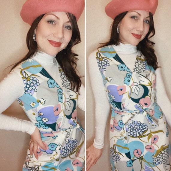 1960s Floral Pattern Pastel Crimplene Sleveless Wr