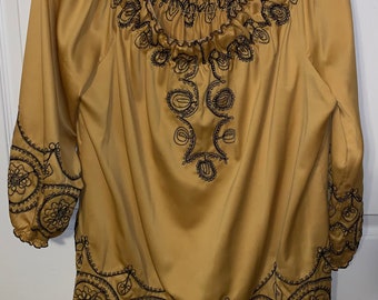 Vintage yellow tunic top Sunny Leigh in In trim black Embroidery