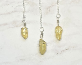 Quartz Crystal Nugget Necklace Light Yellow
