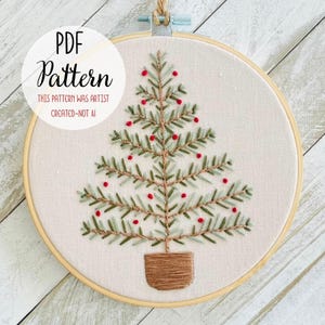 Modern Christmas Tree Embroidery Pattern PDF | Easy Hand Embroidery Design | Beginner Holiday Stitch Pattern | DIY Hoop Art Custom Gift