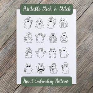 Może przedstawiać: Biała kartka papieru z szesnastoma czarnymi rysunkami liniowymi duchów w różnych kostiumach, w tym czarownicy, pirata, mumii i dyni. Tekst "Printable Stick & Stitch" oraz "Hand Embroidery Patterns" jest wydrukowany w kolorze białym.