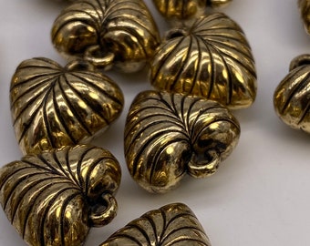 小さなヴィンテージの七宝焼き十字架。銅製。（青と黄色）4個入り