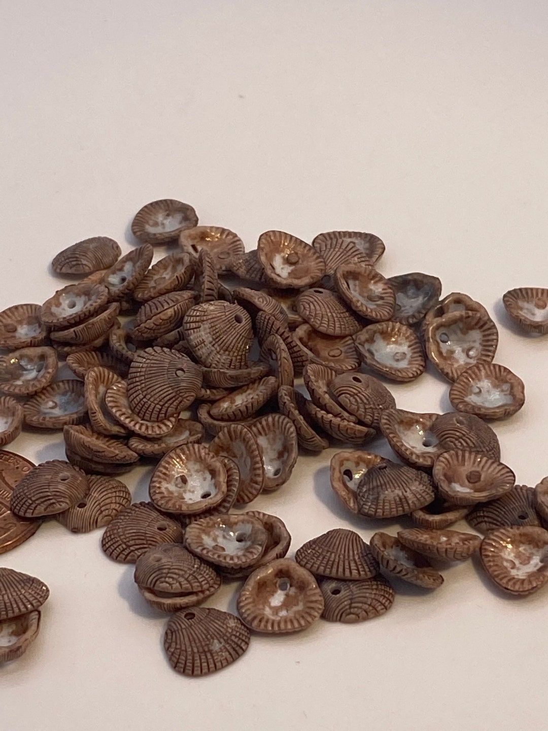 Small Delicate Imitation Shell Beads. (plastic) (40 Pieces per Price ...