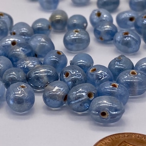 Bellissime perle di bolle di vetro boreale blu cielo. Larghezza 8mm.  ( 40 pezzi per prezzo )