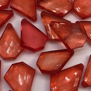 Large transparent facetted geometric drop beads. acrylic (12 pieces per price)