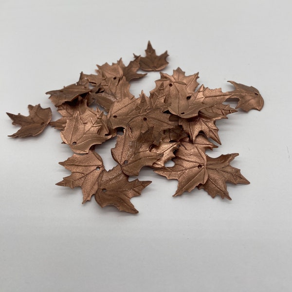 Hand painted maple leaves. Copper. 19mm, Acrylic. (30 pieces price)