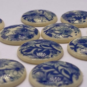 Vintage printed floral disk/cabochon. Acrylic 18mm. No Hole. 10 pieces per price image 3