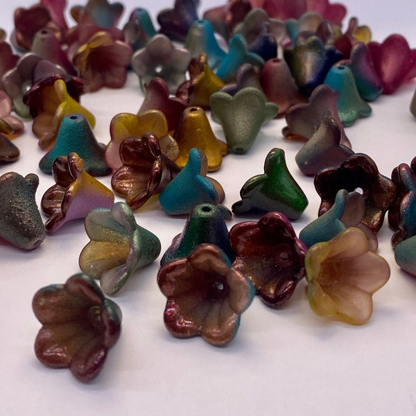 Hand painted daffodil flower beads. Multi-tones with pink chrome base. 11mm ( 30 peices per price)