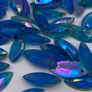 Vintage facetted cabochon style connector beads. ( 40 pieces per price) Double hole.