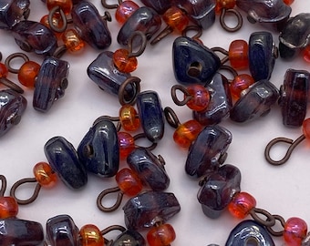 小さなヴィンテージの七宝焼き十字架。銅製。（青と黄色）4個入り