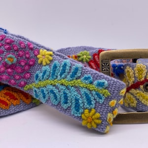 Hand embroidered Peruvian wool belt with Brass Buckle. Size Large 48 inches Length. (Lavender base, Square Buckle)