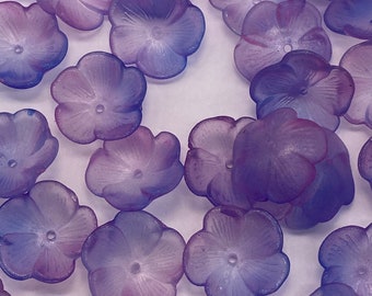 Hand painted buttercup floral bead. Periwinkle. Acrylic. 20mm. ( 30 pieces per price)