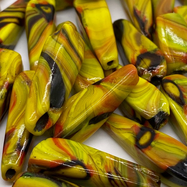 Vintage Hand made glass beads from Italy. 24mm Length (20 pieces per price)