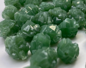 Light green acrylic nugget beads. ( 40 pieces per price)