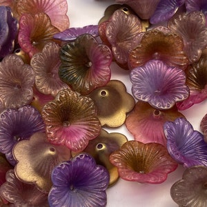 Mixed lot of hand painted flowers. Acrylic  (rose gold, pinks & lavender tones) 20 pieces per price