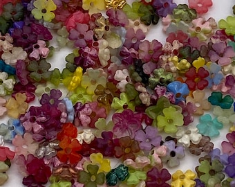 Mixed lot of hand painted tiny flower beads from Colleen Toland Beads. (200 pieces per price)