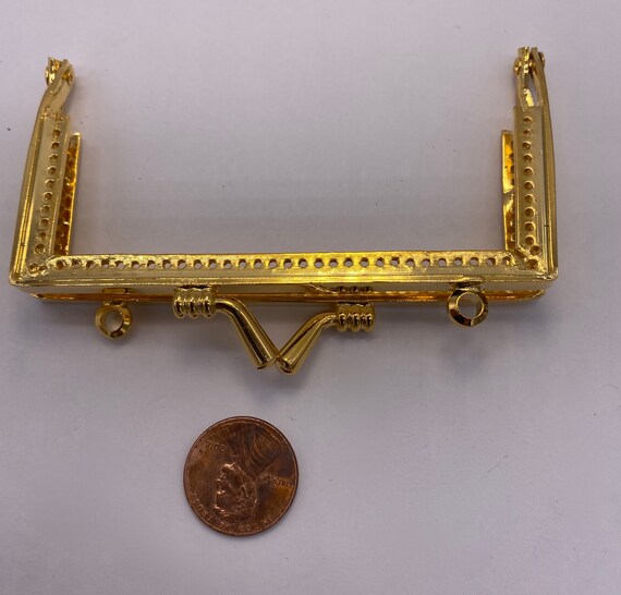 Coin clasp discount