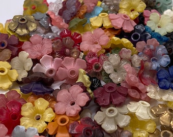Hand Painted Flower Beads, Colleen Toland Acrylic Beads (14mm, 40 Pieces)