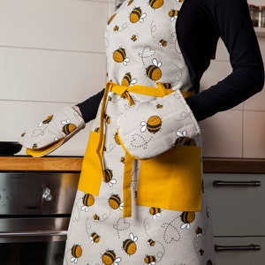 Linen apron with bees design, Gift for beekeeper, Gift for women, Christmas gift for bee lovers, Gift for mom, Mother&#39;s day gift