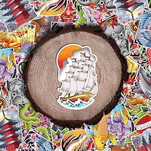 Tradizionale stile Sailor Jerry Veliero Americano Tradizionale Tattoo Flash Fine Art Adesivo in vinile impermeabile e stampa artistica da cartolina