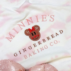 Minnie&#39;s Gingerbread Sweatshirt/Hoodie