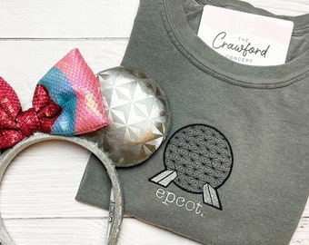 Epcot. Camiseta bordada / Camiseta bordada Spaceship Earth, Theme Park Ball / Camiseta de Disney Parks / Ropa de Disney