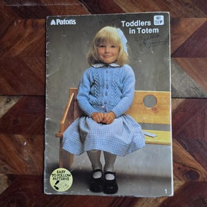 Paton Knitting Book No. 661 - Knitting for Children - Toddlers in Totem