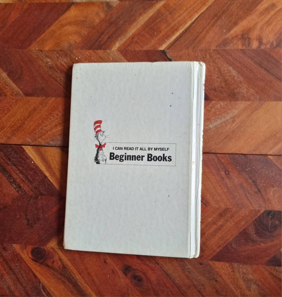 Vintage Children's Book – Put Me in the Zoo, 1960 Edition - Etsy