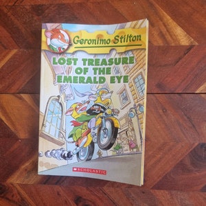 Childrens Books - Geronimo Stilton - Lost Treasure of the Emerlad Eye -  Soft Cover Scholastic Edition