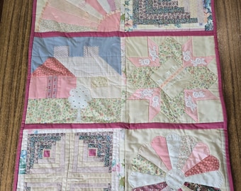 Handgemachter Patchwork Quilt - Appliziertes Blumenmuster, Vintage Charm