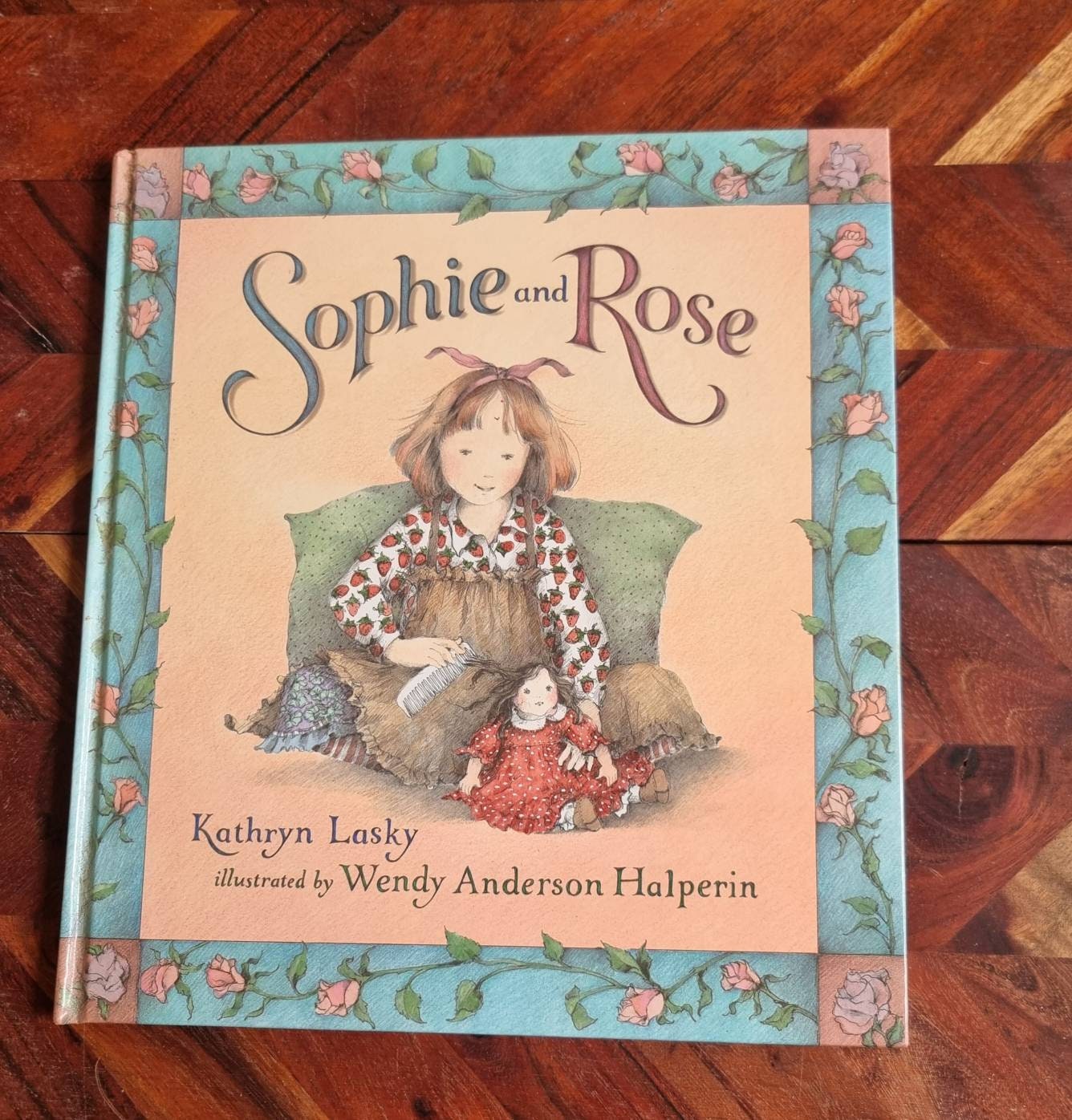 Vintage Children's Book - Sophie and Rose - Kathryn Lasky - 1998