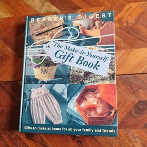 Vintage Reader&#39;s Digest - Make -it-Yourself Gift Book - 1995 Hardcover Edition