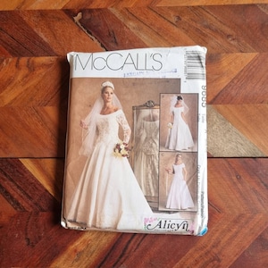 MCCALLS Vintage Muster 9685 Damen Brautkleid Gr. 6-10