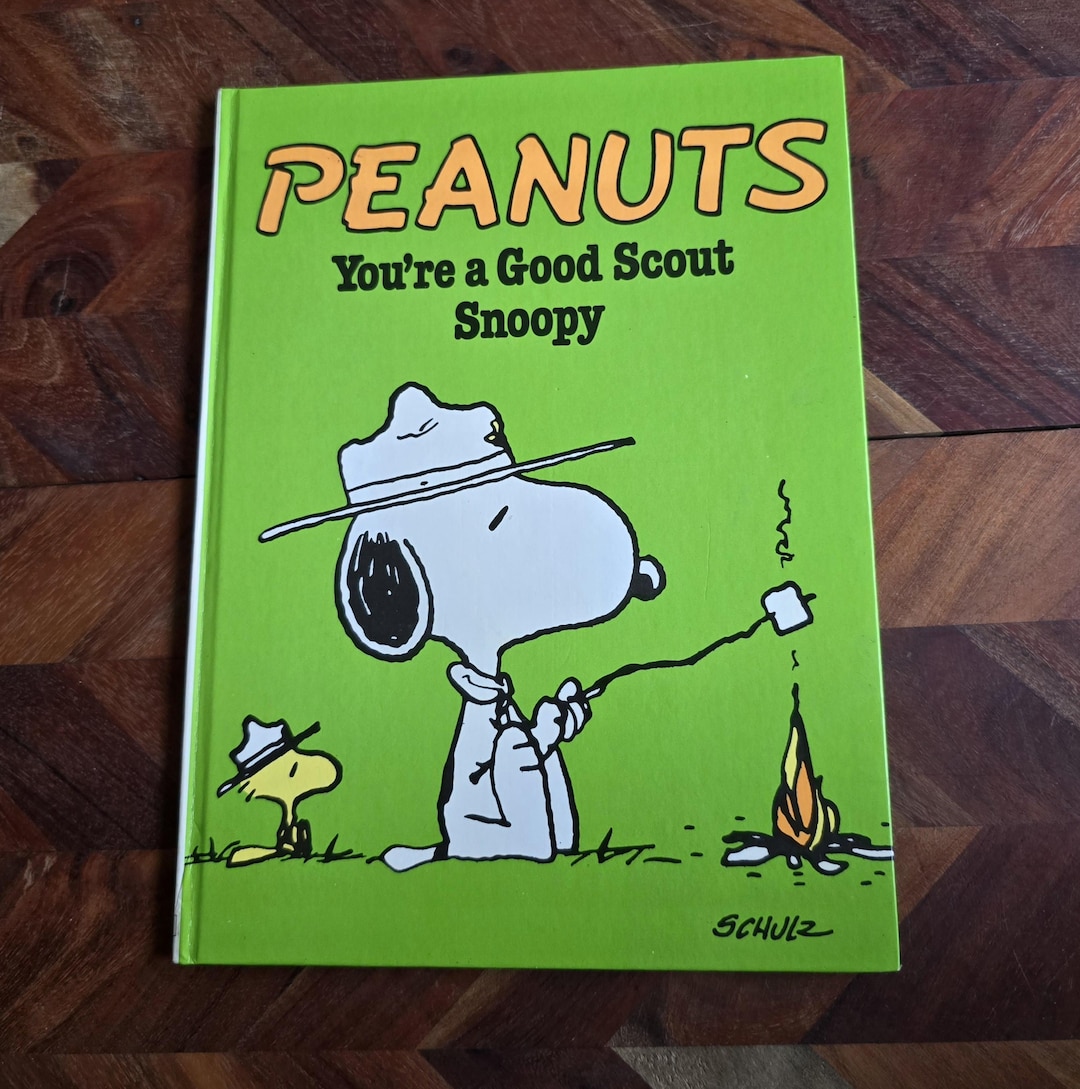 Vintage Children's Comic Book - Peanuts - You're a Good Scout