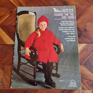 Vintage Patons Knitting Book No. 712  - Fashion for the Very Young