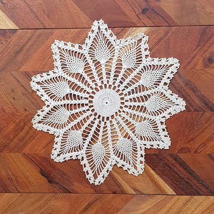 Vintage Crochet Doily - ecru star shaped doily